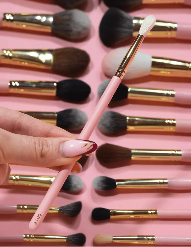 #199 Soft-Tapered Blending Brush 1