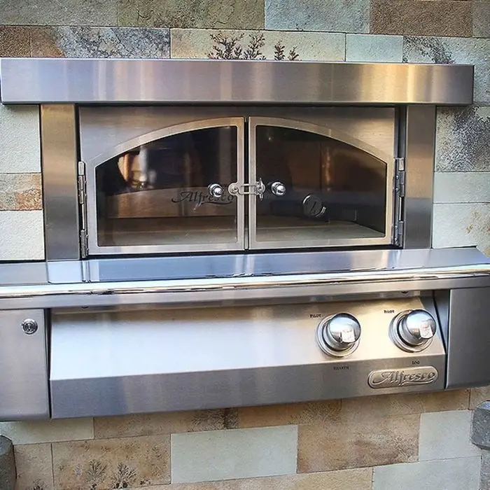 Alfresco 30-Inch Gas-Powered Countertop Pizza Oven 1