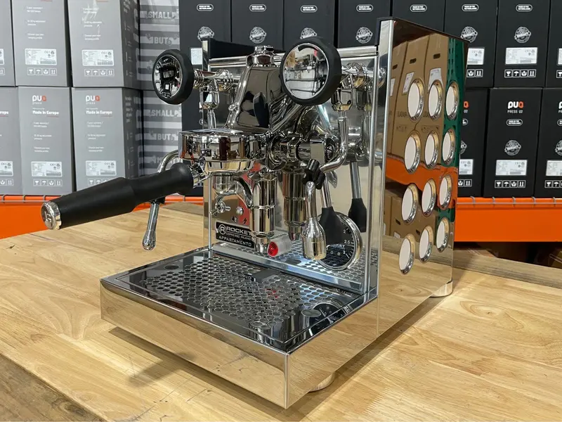 Appartamento Tca Espresso Machine – Chrome & White Finish, New Open-Box 1