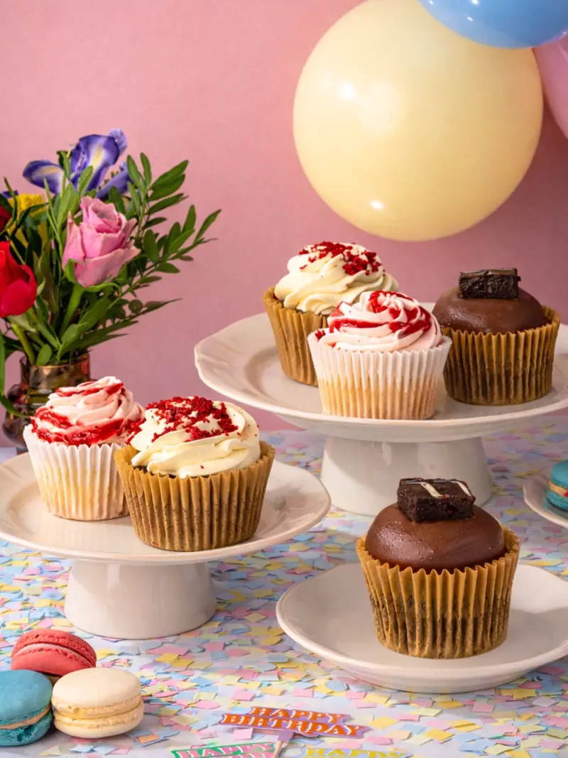 Customizable 6-Piece Cupcake Gift Box – Select Flavors 1