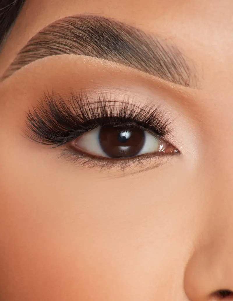 Feather Flair Eyelashes – Textured, Layered Dimension 1