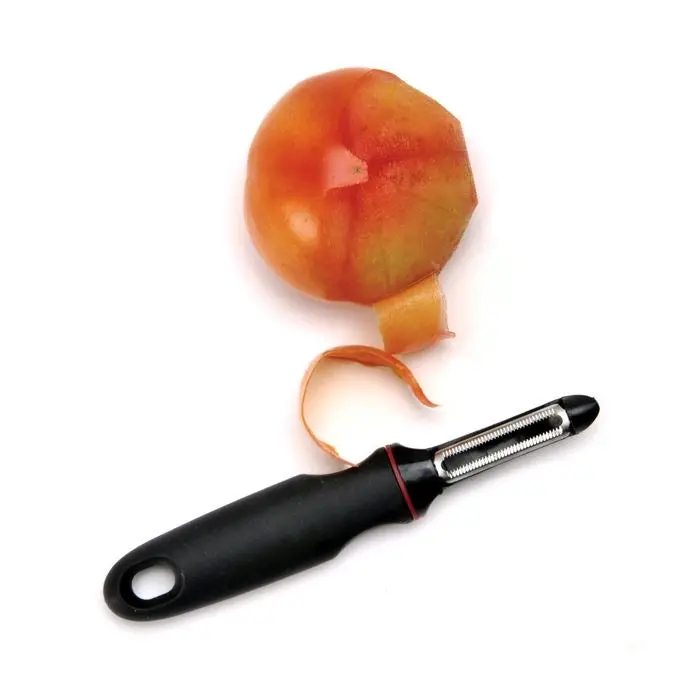 Gripez Serrated Edge Peeler For Tough Skins And Curves 1