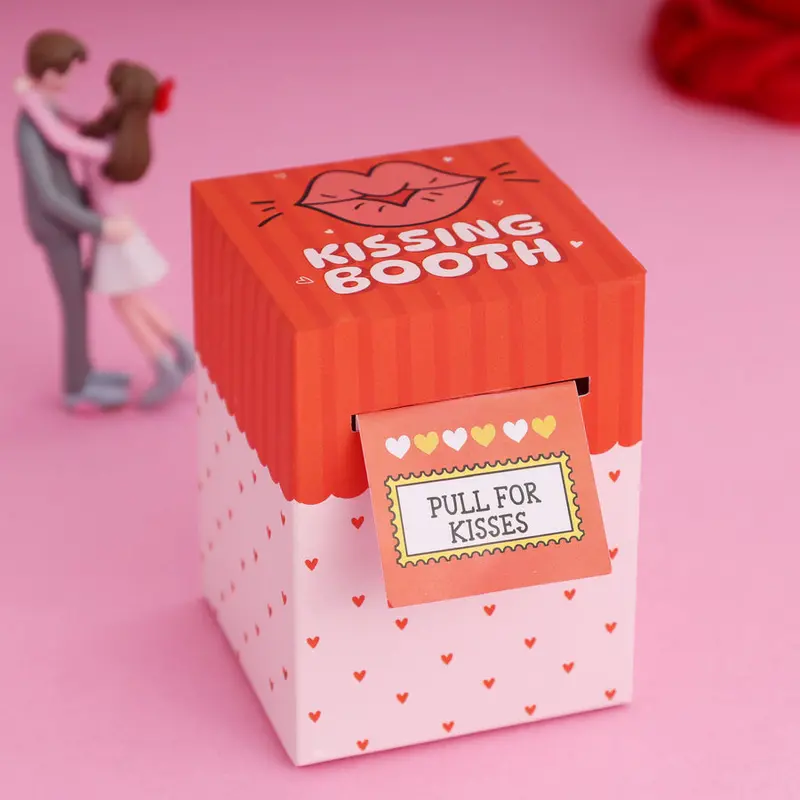 Interactive Kiss Coupon Slot Machine Game 1