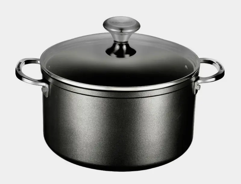 Le Creuset Toughened Nonstick 6-Quart Stockpot 1