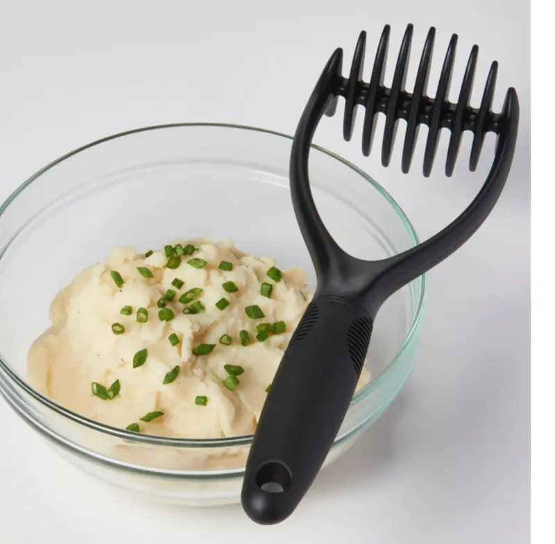Nylon-Coated Potato Masher For Smooth Mashing 1