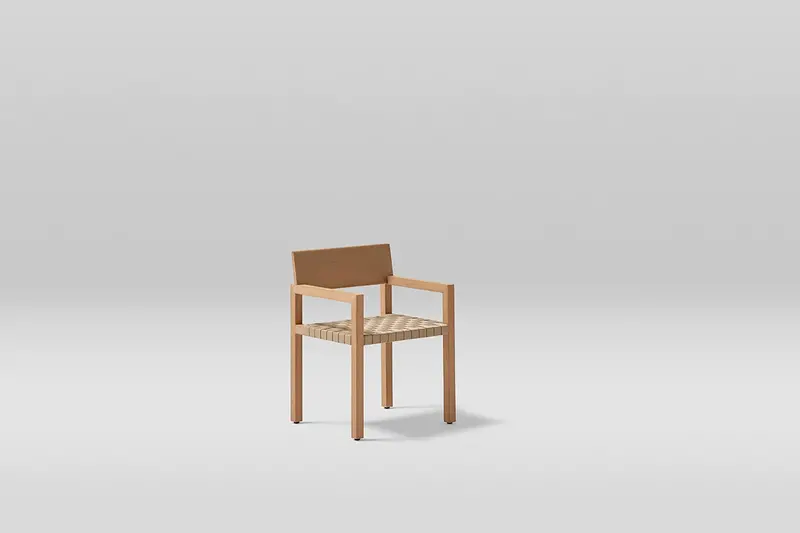 Point Kubik Armchair – Sculptural Comfort Design 1