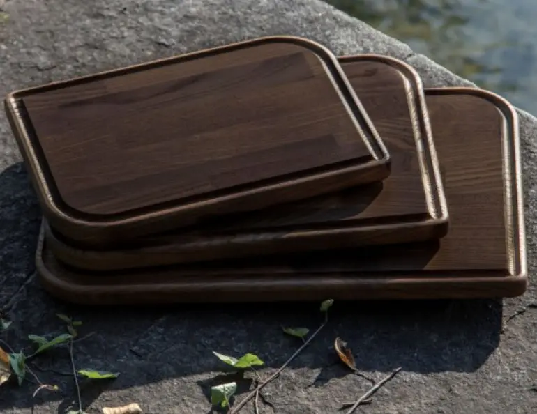 Rialto Large Wooden Cutting Board 1