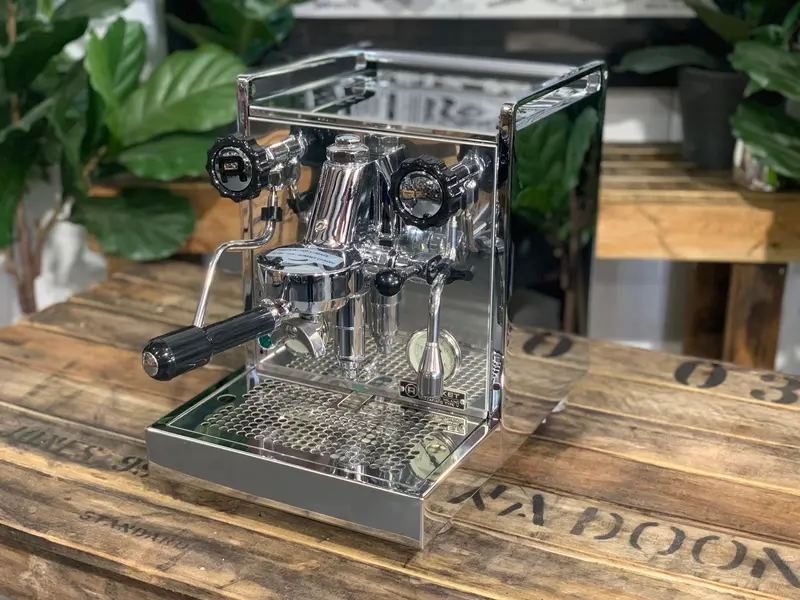 Rocket Mozzafiato Cronometro V Single-Group Espresso Machine – Newly Released 1
