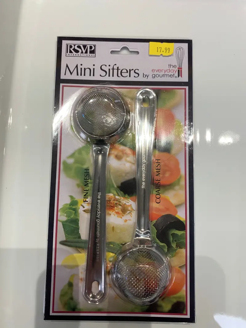 Rsvp Mini Mesh Sifter For Flour And Powdered Sugar 1