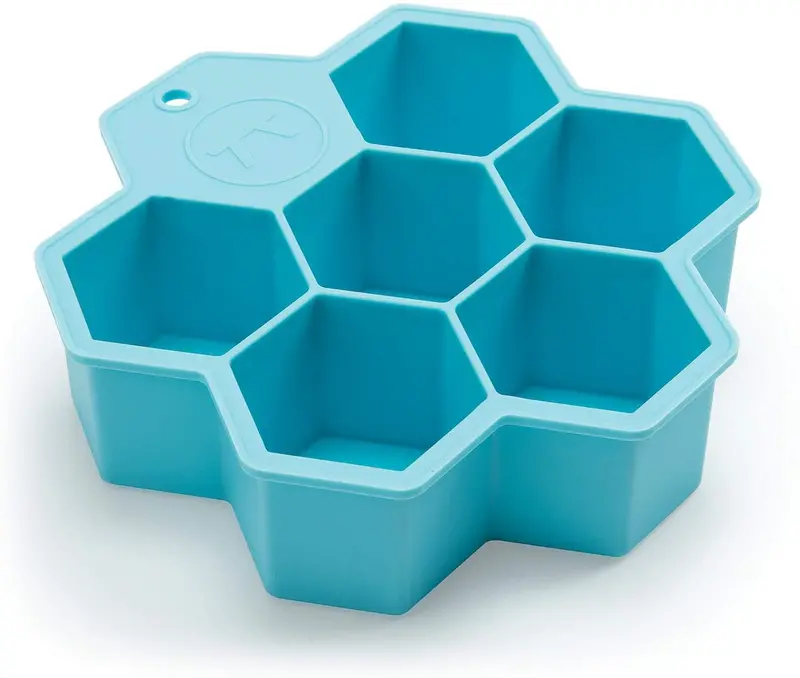 Silicone Hexagonal Ice Cube Tray – 2.5-Inch Cubes 1