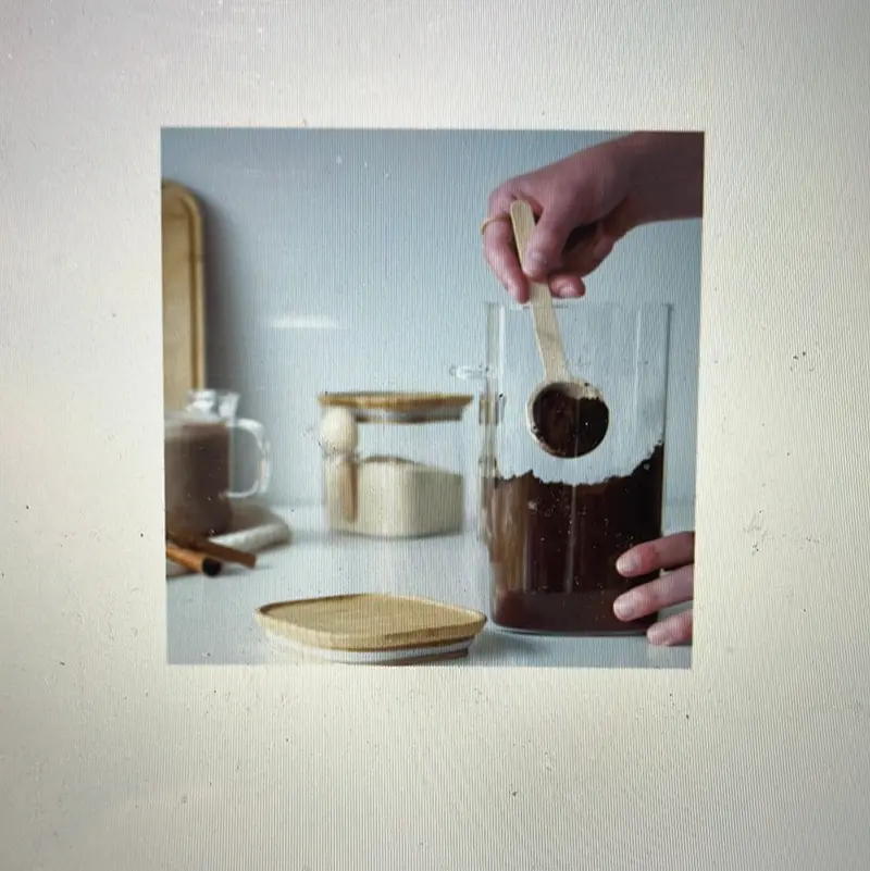 Tall Airtight Canister With Built-In Measuring Spoon 1