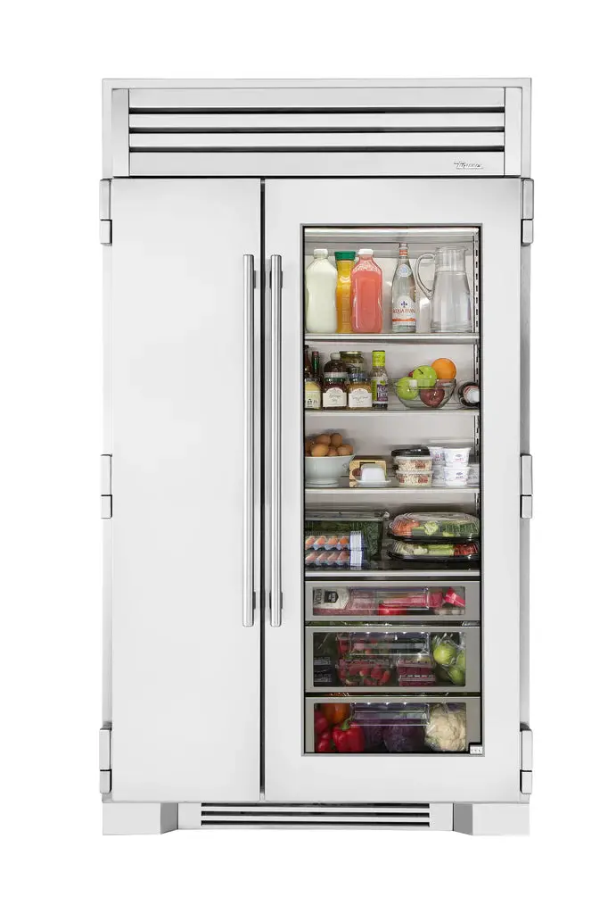 True 48-Inch Indoor Refrigerator – Glass-Door Display Cabinet 1