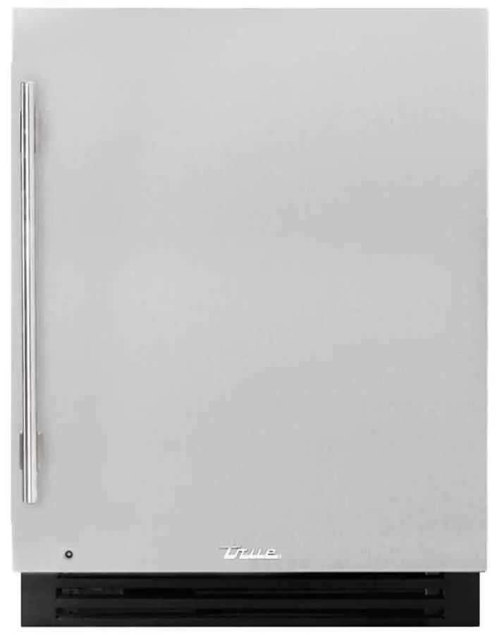 True Residential 24" Outdoor Ada Refrigerator With Lock And Solid Door 1